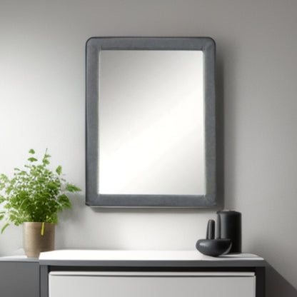 Miroir encadré gris clair de 36 po