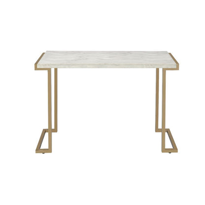 Table basse en faux marbre et fer blanc et doré de 44 po