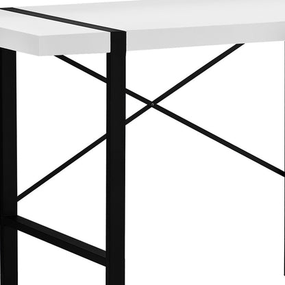 Bureau d'ordinateur blanc et noir de 24 po