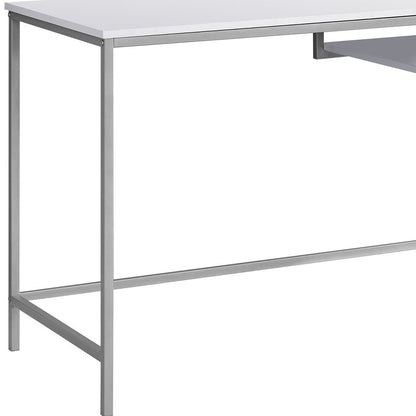 Bureau d'ordinateur brun foncé et argent de 22 po