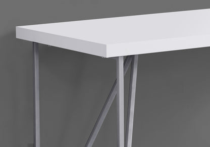 Bureau d'ordinateur blanc et argent de 22 po