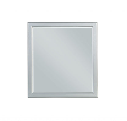 Miroir à cadre irrégulier blanc de 48 po