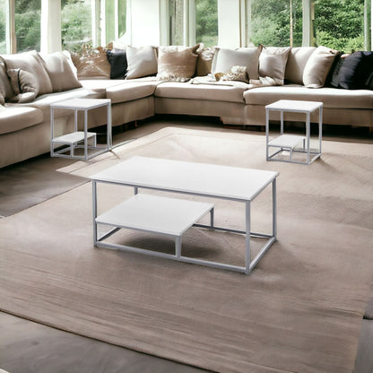 Ensemble de trois tables basses en métal blanc et argent de 42 po avec étagère