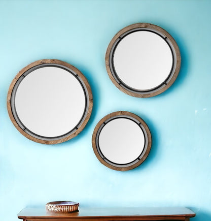 Miroir mural en bois brun et cadre en métal noir de 19 po