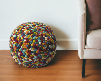 Pouf rond rouge et blanc de 21 po