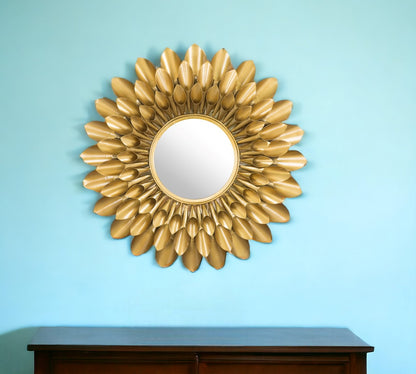 Miroir décoratif en métal doré à motif tournesol et soleil de 32 po