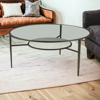 Table basse ronde en verre et métal transparent et bronze de 36 po avec étagère