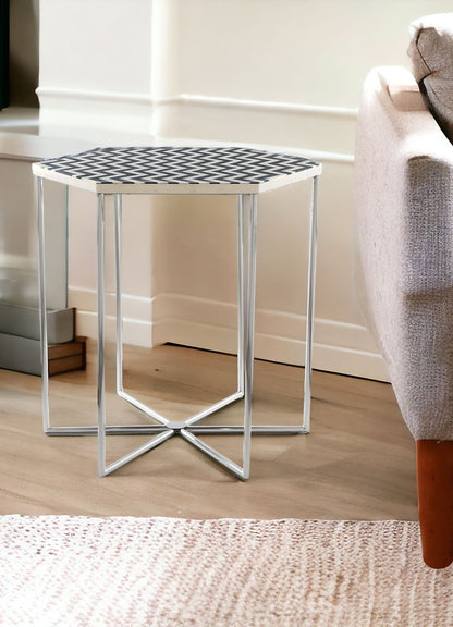 Table d'appoint hexagonale en pierre argentée, noire et blanche de 21 po