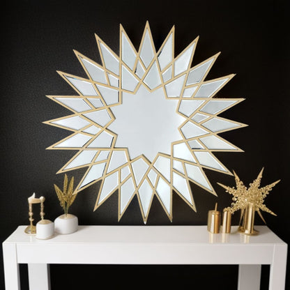 Miroir décoratif encadré en métal doré Sunburst de 34 po