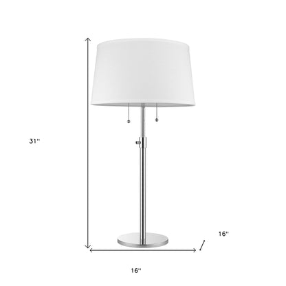 Lampe de table réglable à deux lumières en métal argenté de 31 po avec abat-jour empire blanc