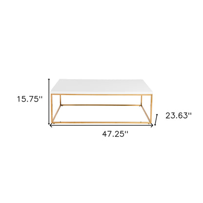 Table basse en métal blanc et doré de 47 po