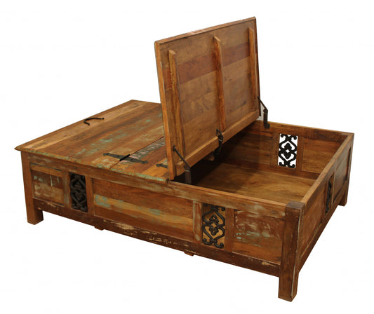 Table basse rectangulaire en bois avec rangement