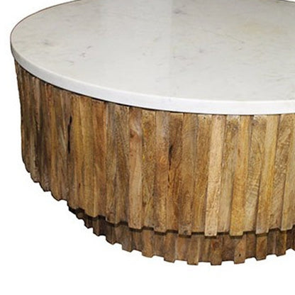 Table basse ronde avec plateau en marbre et bandes de bois