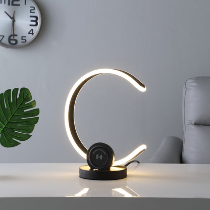 Lampe de bureau ou de table à DEL noire de 13 po avec port USB