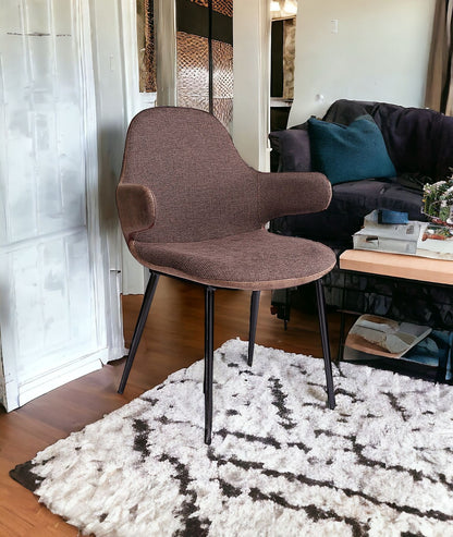 Fauteuil d'appoint élégant en tissu marron et similicuir de 33 po