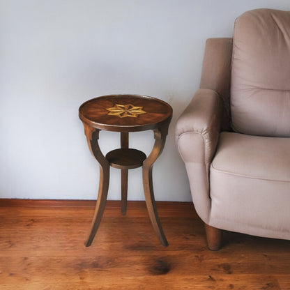 Table d'appoint ronde en bois brun et bois massif de 24 po avec étagère