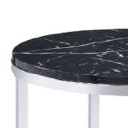 Table d'appoint ronde en faux marbre et métal chromé et noir de 25 po avec étagère