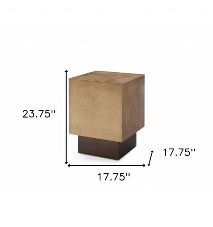 Table d'appoint carrée en cuivre vieilli et métal brun clair de 24 po