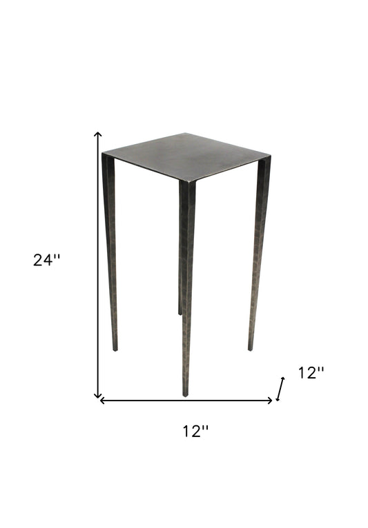 Table d'appoint carrée en fer nickelé de 24 po