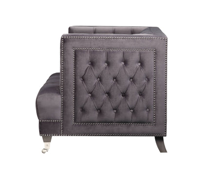 Fauteuil capitonné noir de 38 po