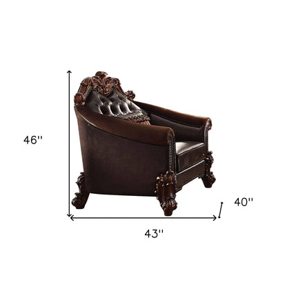 Chaise tonneau capitonnée en similicuir brun foncé de 43 po