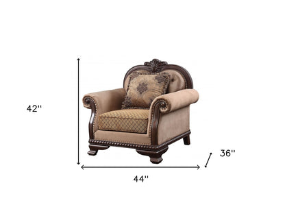 Fauteuil capitonné en tissu beige et expresso de 44 po et coussin décoratif