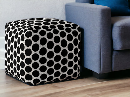 Pouf ottoman à pois en coton noir et blanc de 17 po