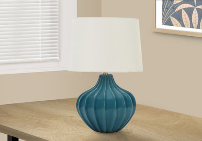 Lampe de table en céramique bleue de 24 po avec abat-jour empire crème