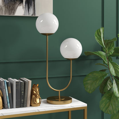 Lampe de table fantaisie en métal doré de 28 po à deux lumières avec abat-jour en forme de globe blanc